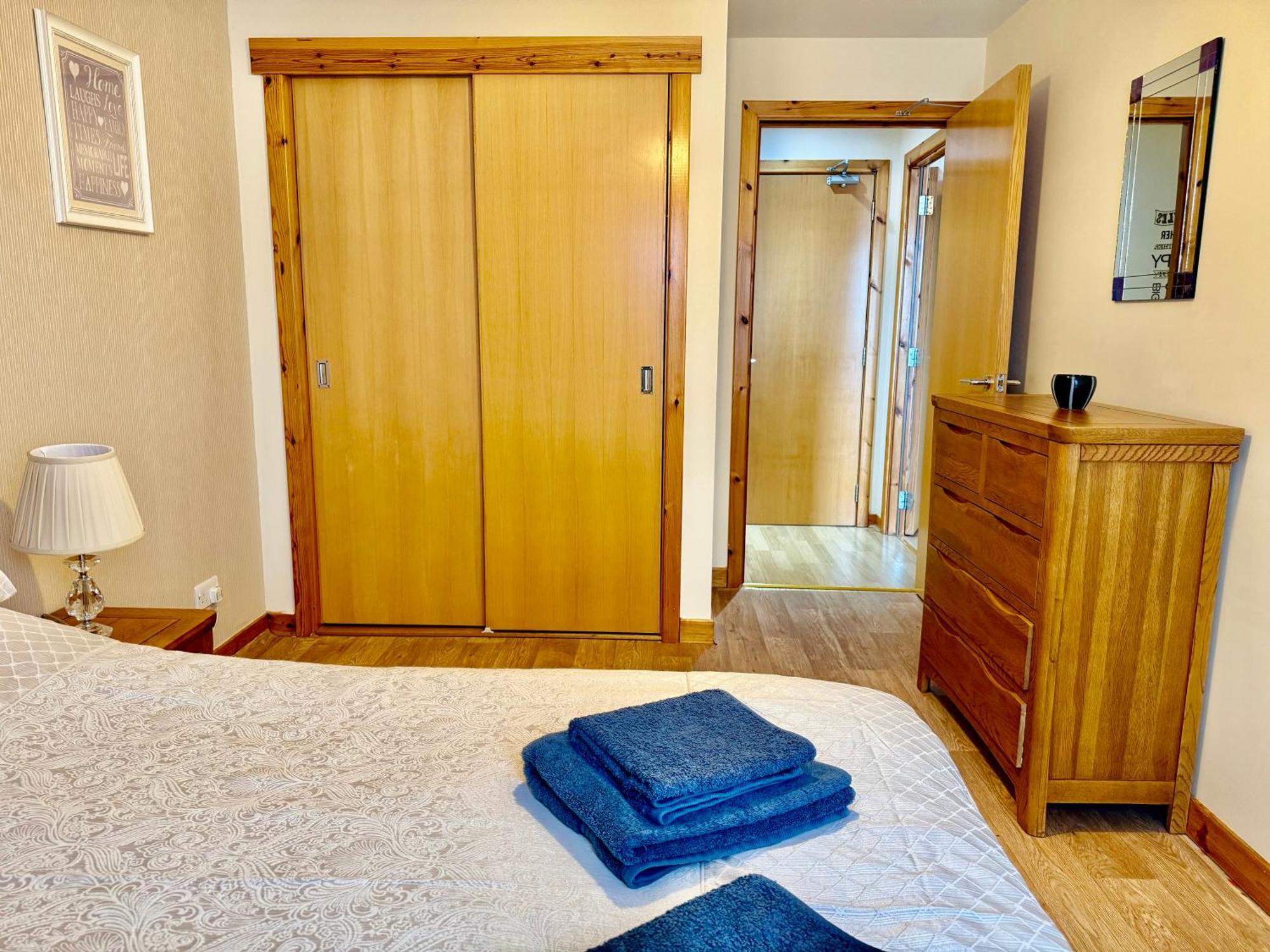 Azim And Suzi'S City Centre Apartment Inverness Exterior foto